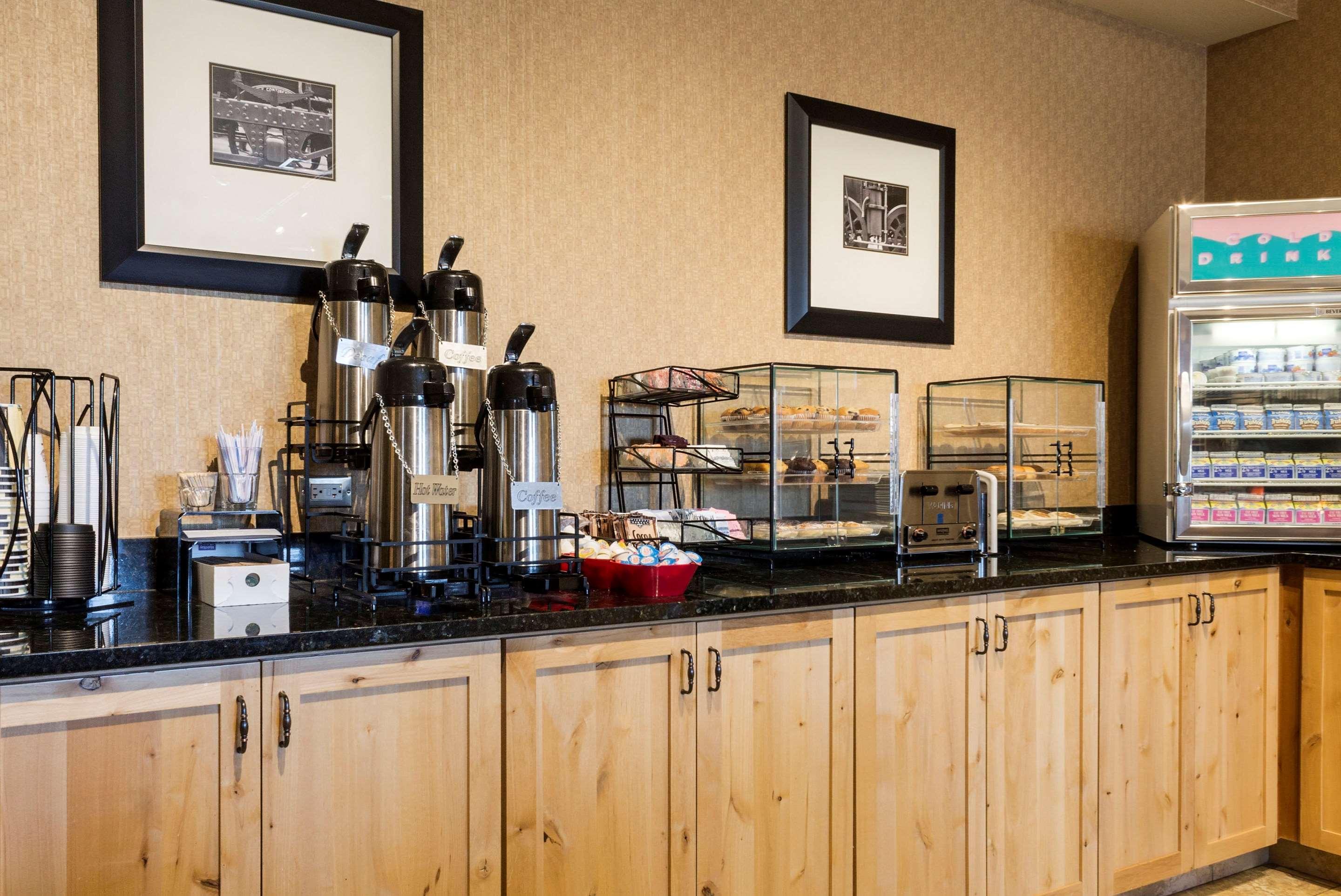 Mainstay Suites Williston Eksteriør billede