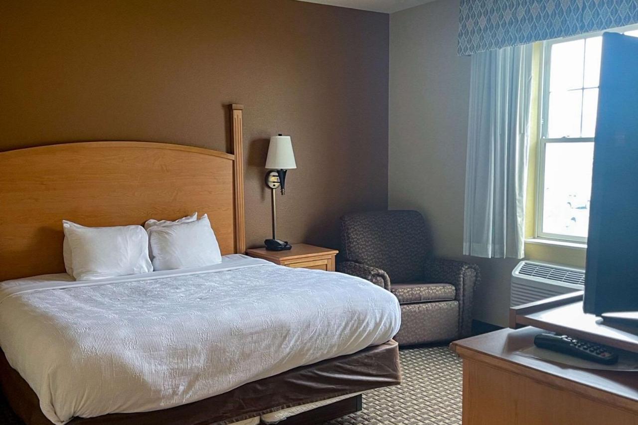 Mainstay Suites Williston Eksteriør billede