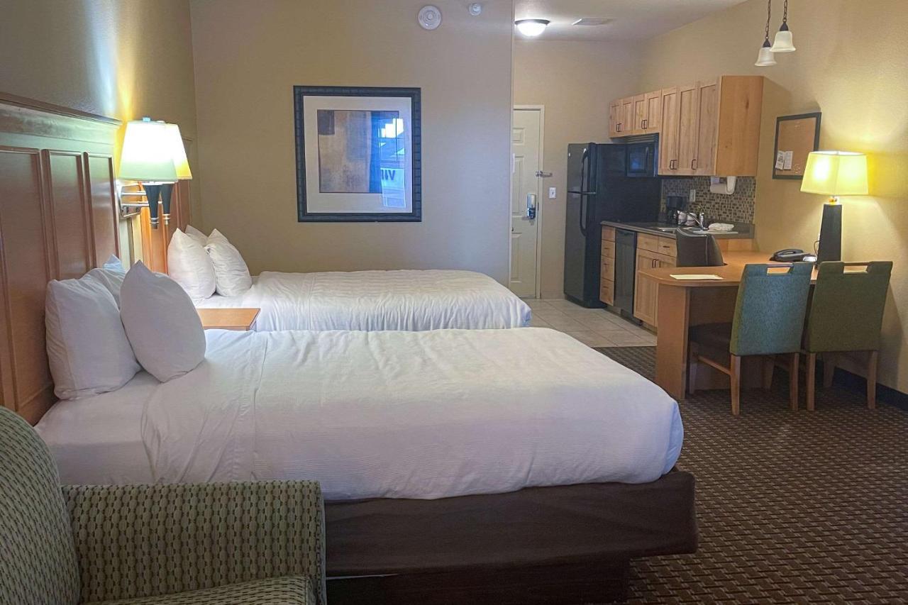 Mainstay Suites Williston Eksteriør billede