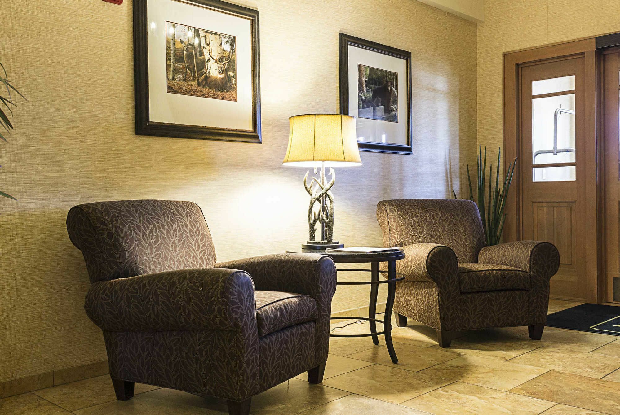 Mainstay Suites Williston Eksteriør billede